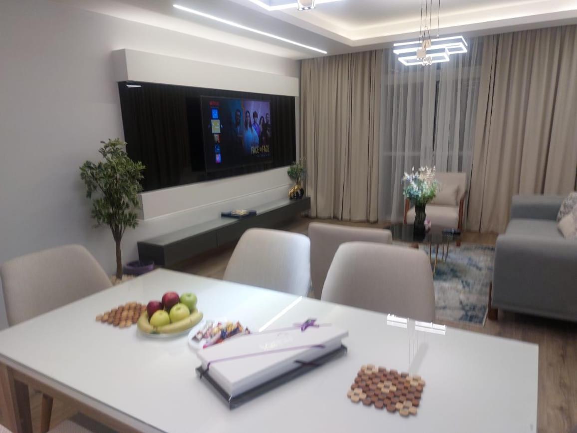 Cfc, New Iconic 2Br Apartment Il Il Cairo Esterno foto